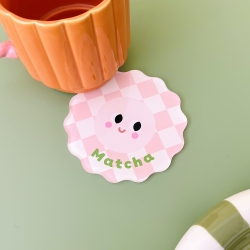 Dessous de verre matcha kawaii vichy rose en plexiglas avec tasse café