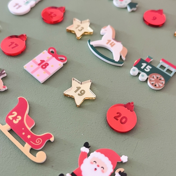 Des motifs colorés pour patienter jusqu’à Noël