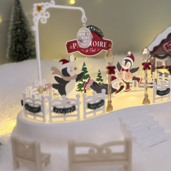 Albin, adorable pingouin du Mini monde de Noël