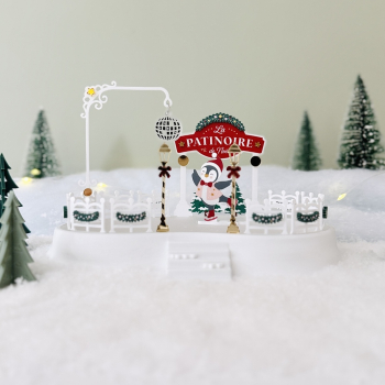 La patinoire de Noël du Mini monde de Noël