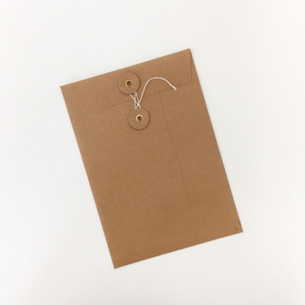 Enveloppe kraft à rondelle pour vos faire-part
