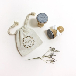 Tampon naissance personnalisé modèle couronne de fleurs champêtre