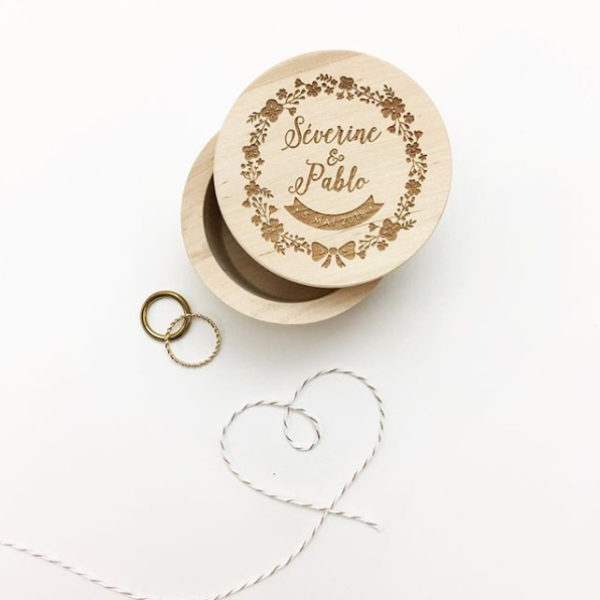 Boîte à alliances personnalisée ronde mariage champêtre