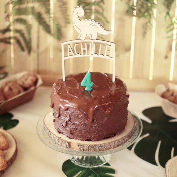 Cake topper dino party personnalisé