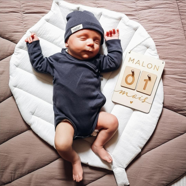 Carte étapes bébé personnalisée version mois