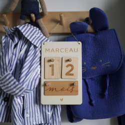 Carte étapes personnalisée en bois souvenir bébé