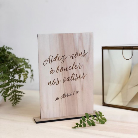 Panneau en bois personnalis&eacute;e pour urne mariage