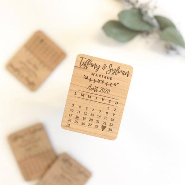 Magnet calendrier en bois save the date mariage