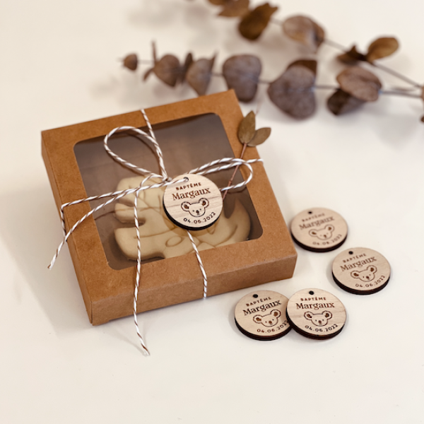 Cadeaux d'invités baptême thème koala