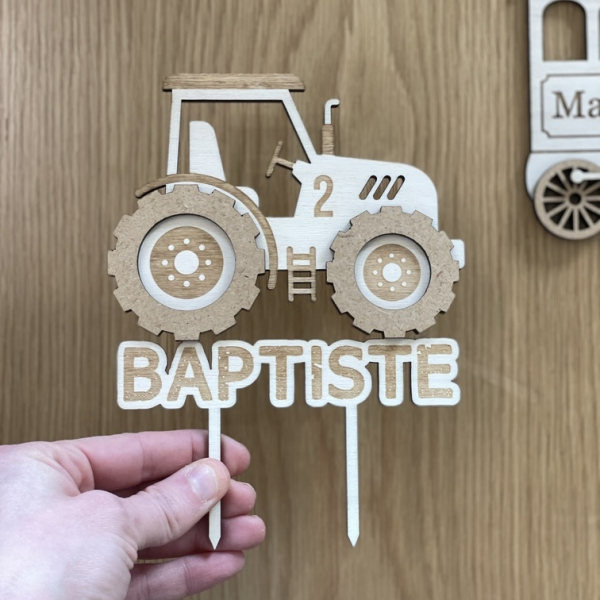 Cake topper anniversaire en bois thème tracteur ferme