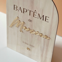 Panneau de bienvenue baptême bois et plexiglas thème minimaliste
