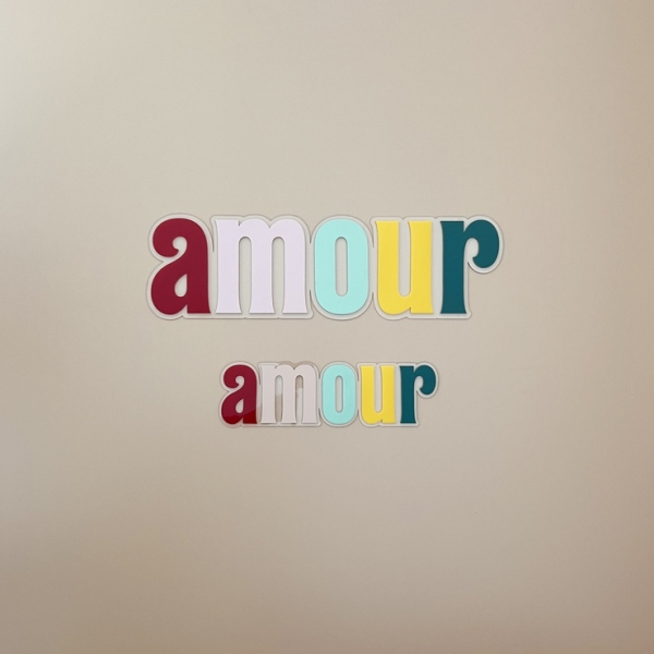 Enseigne murale décorative amour multicolor