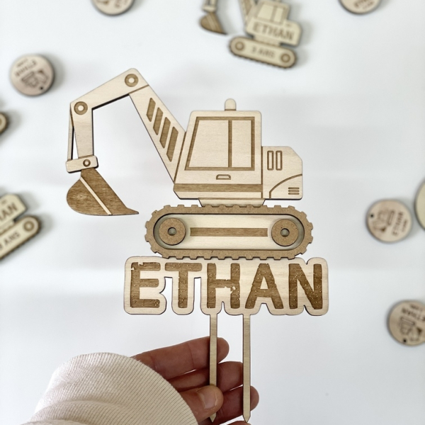 Cake topper anniversaire enfant personnalisable, cake topper pelleteuse