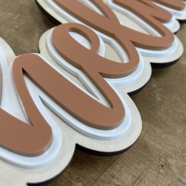 Enseigne prénom en bois et terracotta à personnaliser