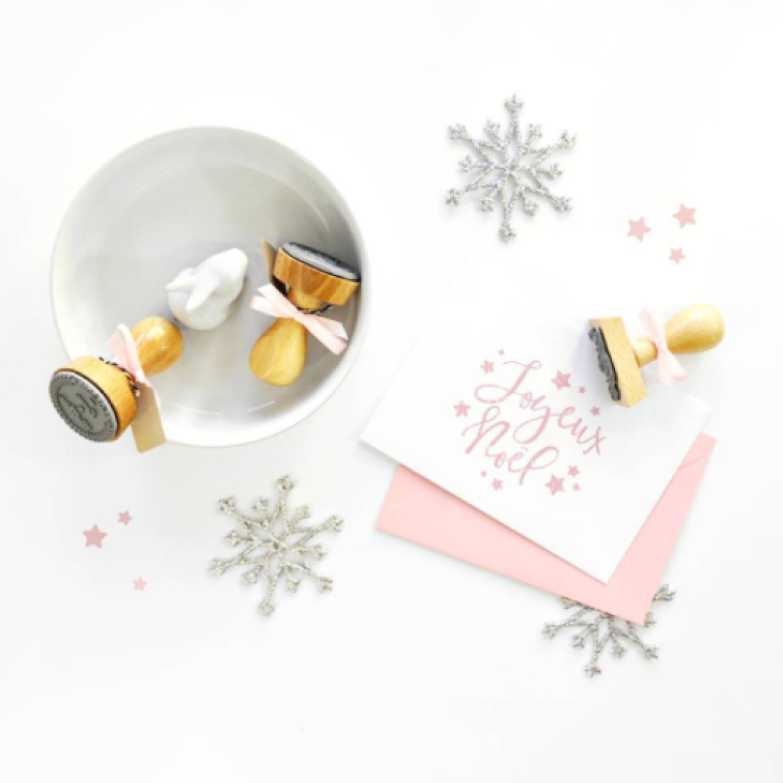 Tampon En Bois "Joyeux Noël" Avec étoiles - Empreinte 40x15 Mm - Bois Certifié PEFC - Encre Non Incluse - Pour Décorer Cadeaux, Cartes
