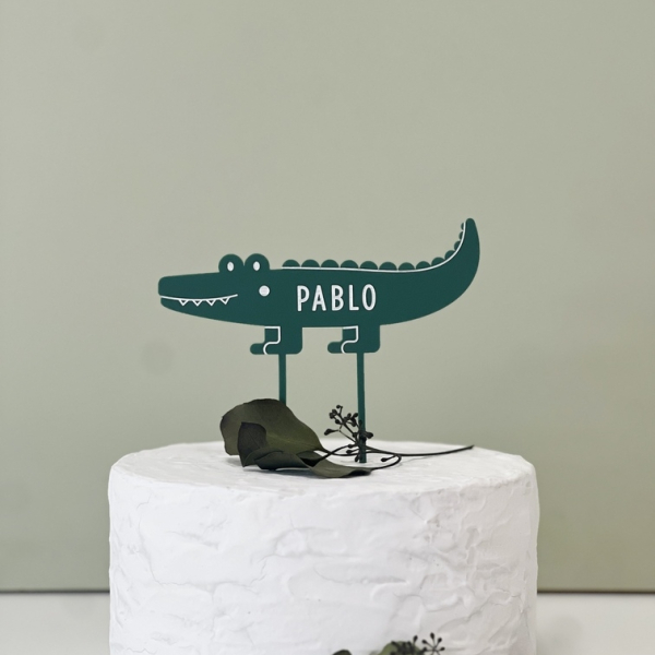 Cake topper crocodile anniversaire enfant, plexiglas mat vert