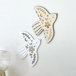 Décoration murale poétique Colombe en bois avec fleurs