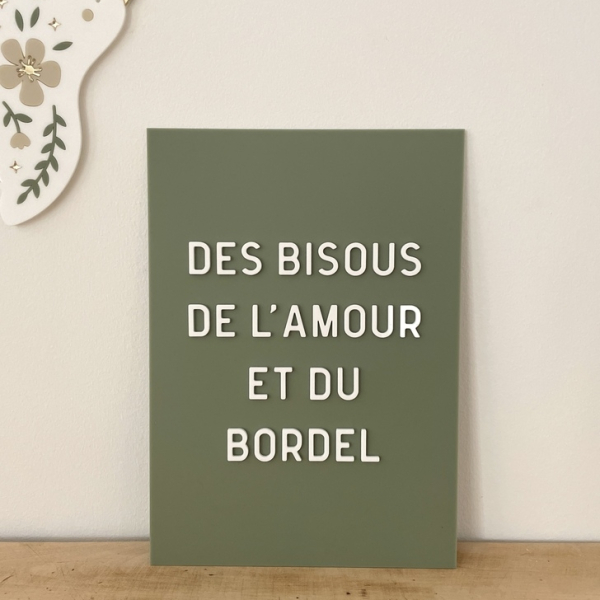 Affiche en plexiglas mat sauge et lettrage blanc