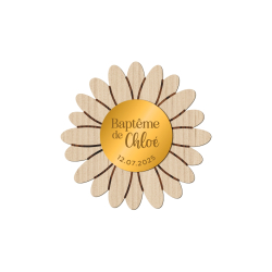 Magnet en bois marguerite personnalisé, cadeau invités baptême