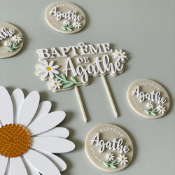 Baptême thème fleur marguerite, cadeaux d'invités magnet