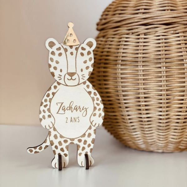 Invitation anniversaire originale en bois thème léopard