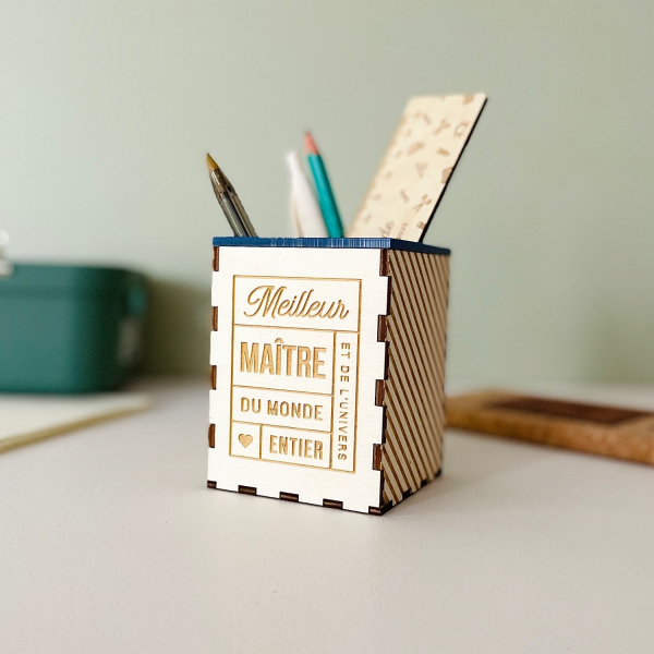 Pot à crayons personnalisé, cadeau pour maître