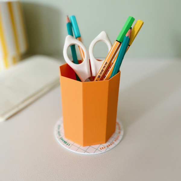 Pot à crayons Organicolor, cadeau personnalisé et original pour maître