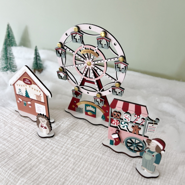 Scènette du Mini monde en bois, Le marché de Noël