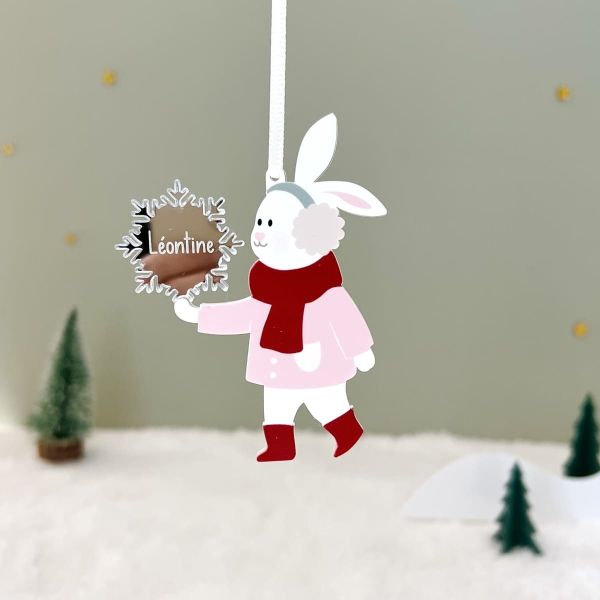 Boule de Noël personnalisée, lapin et flocon de neige