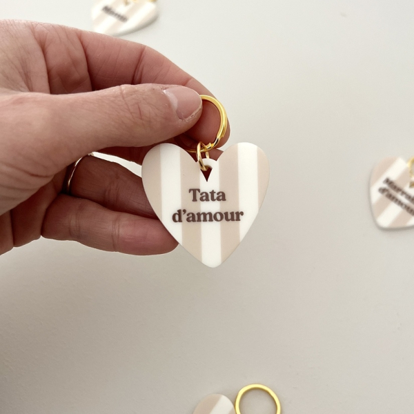 Porte-clés coeur à rayures, cadeau symbolique tata d'amour