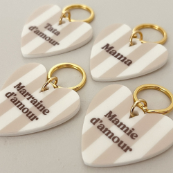 Porte-clé coeur rayures beiges Lovely family, cadeau message Mamie d'amour